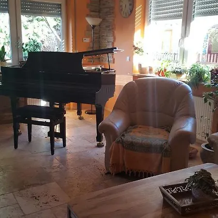 Suedlaendische Flair * Neubiberg
